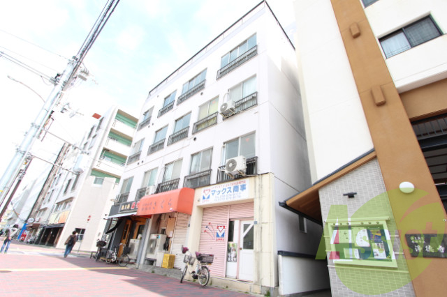 風見鶏第一フラワー館の外観