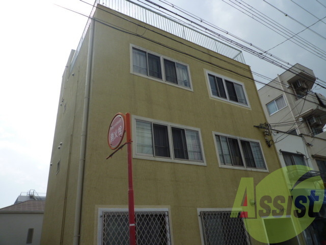 アンビションハイツの外観