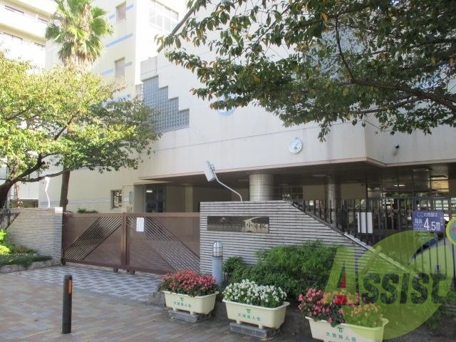 神戸市立兵庫大開小学校 90m 神戸市立兵庫大開小学校 90m