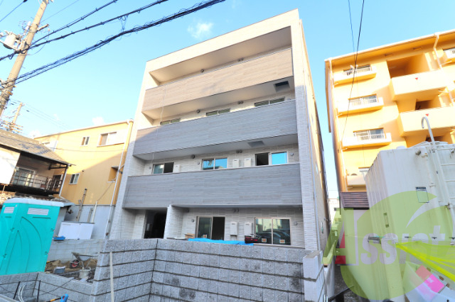 モレス・ヴィラ尼崎の外観