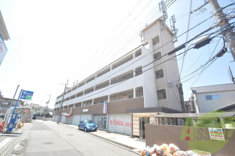 リアルテ霞ヶ丘の外観