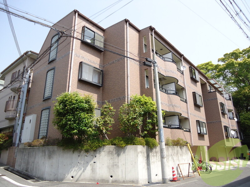 八幡西島田ハイツの外観