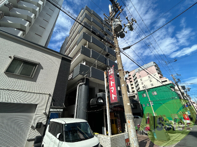 ルネサンス尼崎の外観