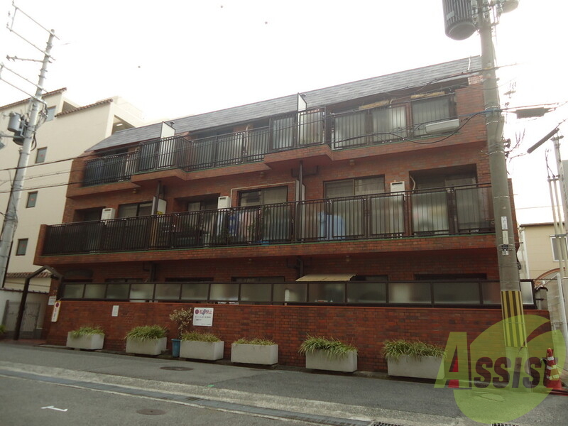 甲南六甲ハイムの外観