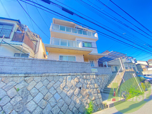 NOBSON霞ヶ丘（旧HOOP霞ヶ丘）の外観