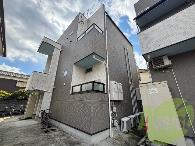 明石市野々上３丁目の賃貸アパートの外観