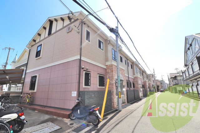 西宮市門前町の賃貸アパートの外観