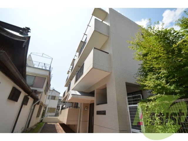 神戸市中央区中山手通７丁目の賃貸マンションの外観