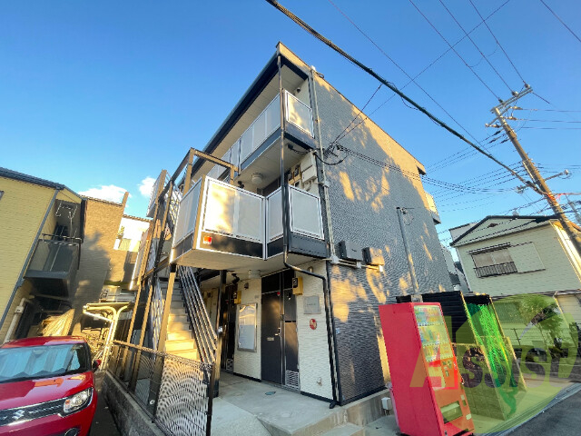 神戸市兵庫区西出町２丁目の賃貸アパートの外観