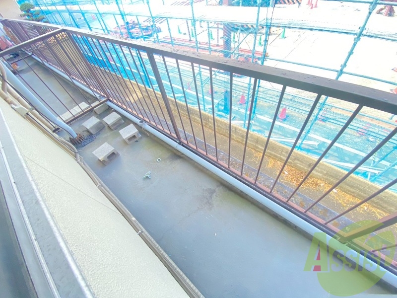 バルコニー バルコニー