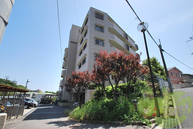 北上沢グランドハイツの外観