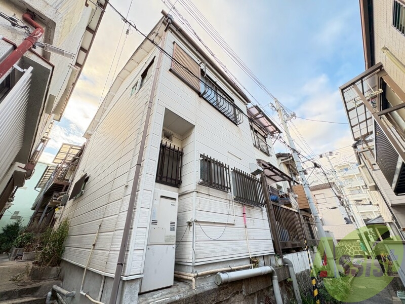 須磨浦通5丁目貸家の外観