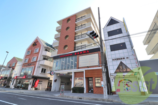 ラ　ギザロの外観