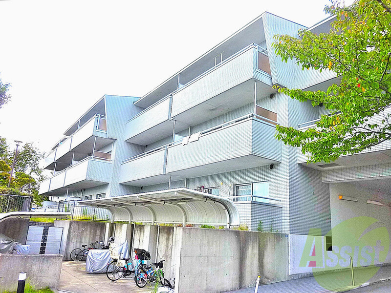 高倉山ハイツの外観