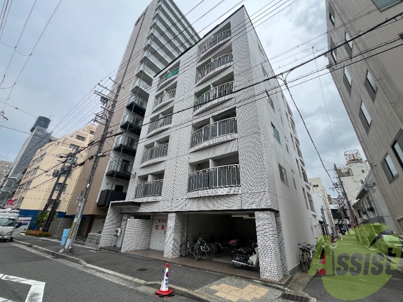 フルーレゾン西多聞の外観