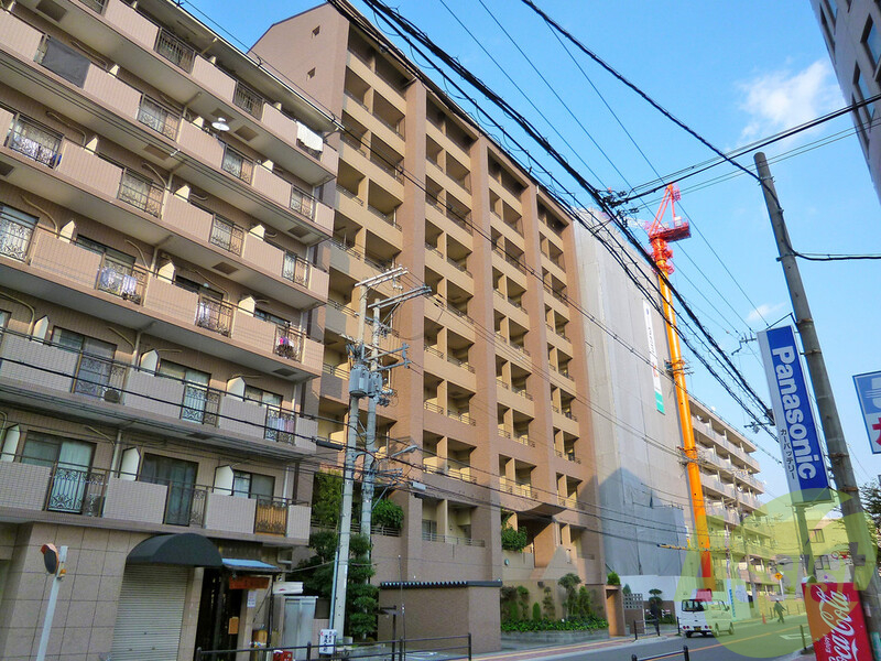 プルミエールメゾン江坂の外観