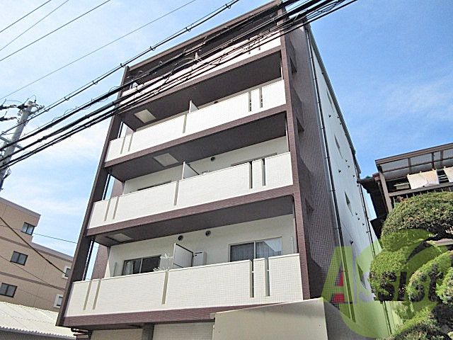 すとりぃむ江坂の外観