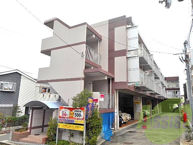 ドミトリー箕面の外観