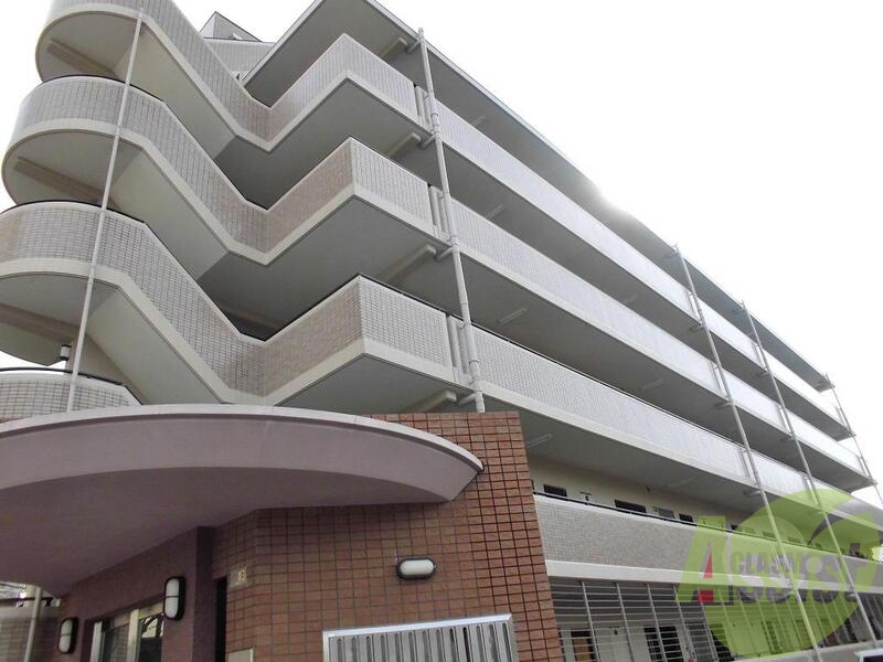 アルティジア・レジデンス緑地の外観