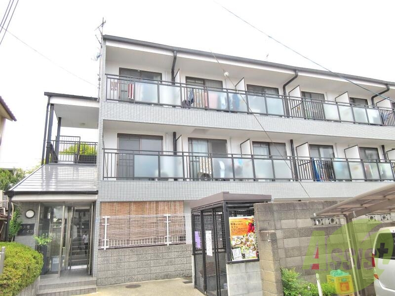 コスモハイツの外観