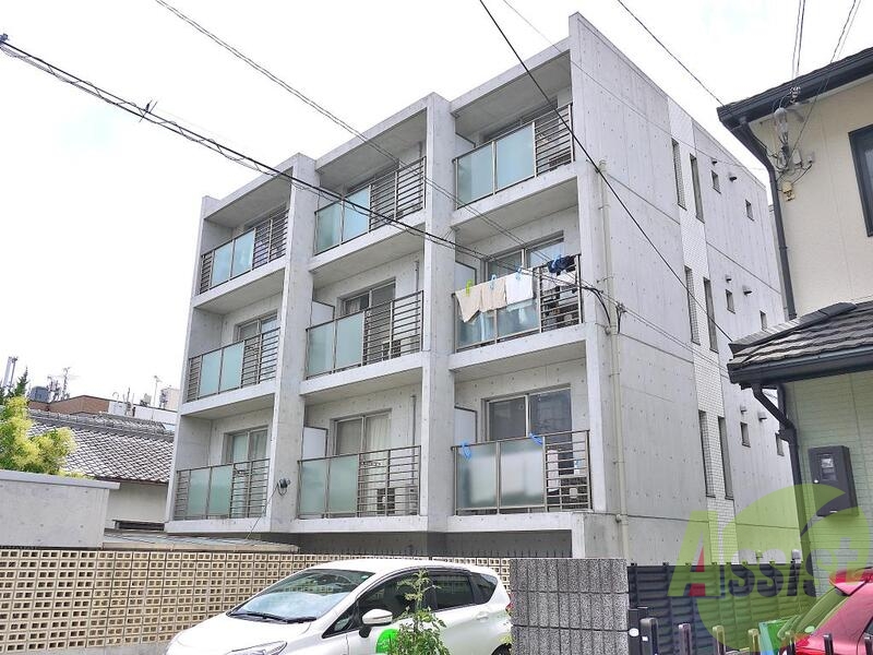 クオリア吹田の外観