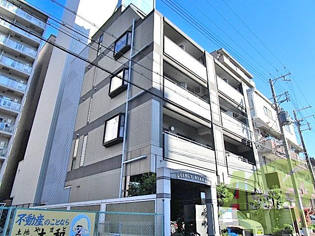 クィンシー江坂の外観