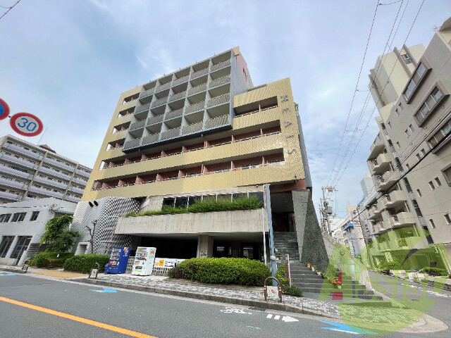 ミールズ江坂の外観