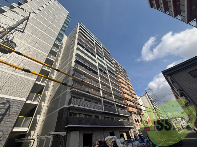 エスリード新大阪ザ・プレミアEASTの外観