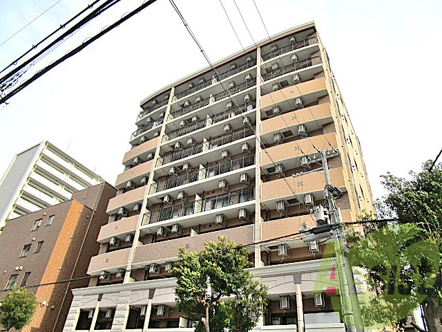 Luxe新大阪1の外観