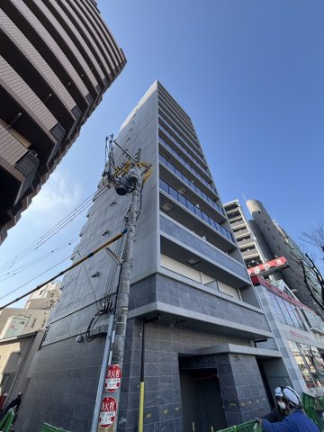 グランドファースト大阪福島の外観