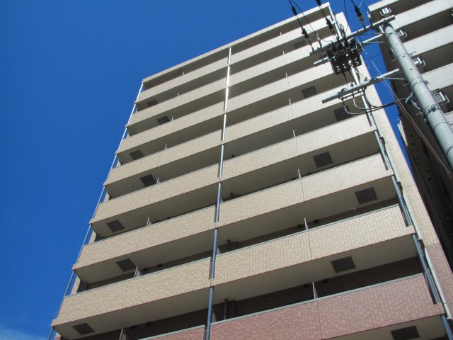 プレジオ中津の外観