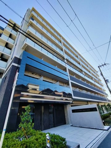 エスリード大阪クレストコートの外観