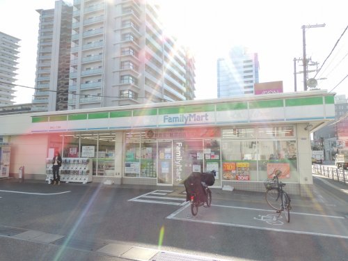 【コンビニエンスストア】ファミリーマート 海老江一丁目店まで451ｍ
