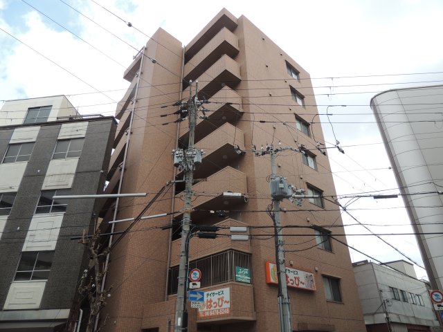 エナブル塚本の外観