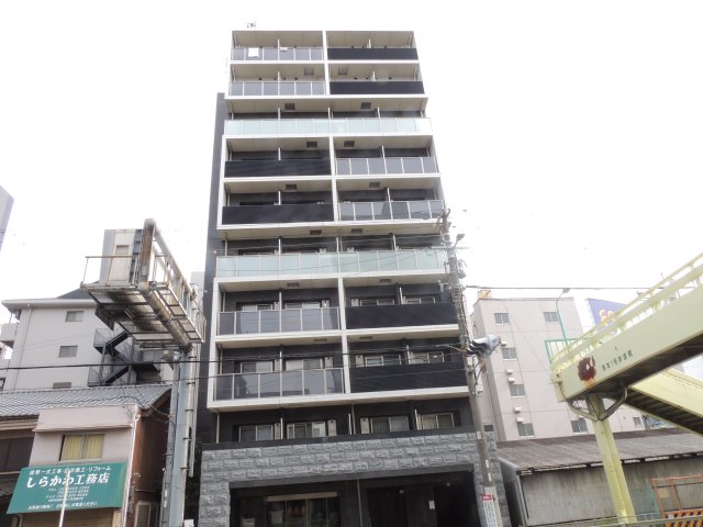 プレサンス塚本グランゲートの外観