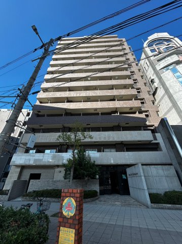 スワンズシティ堂島川の外観