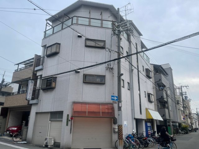 朝日橋ハイツの外観