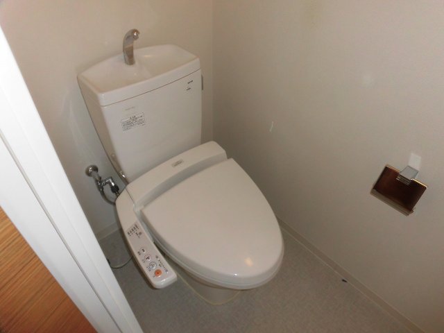 ウォシュレット付きトイレです ウォシュレット付きトイレです