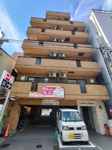 ハイコート福島の外観