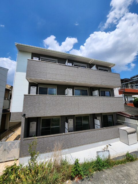 ラシャンス西中島南方