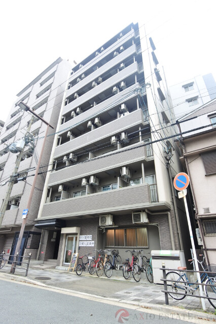 ノイエ新大阪A棟