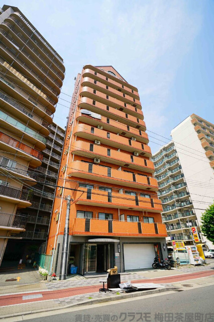 レクシア新大阪の外観