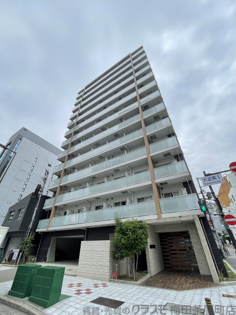 JMFレジデンス大阪福島の外観