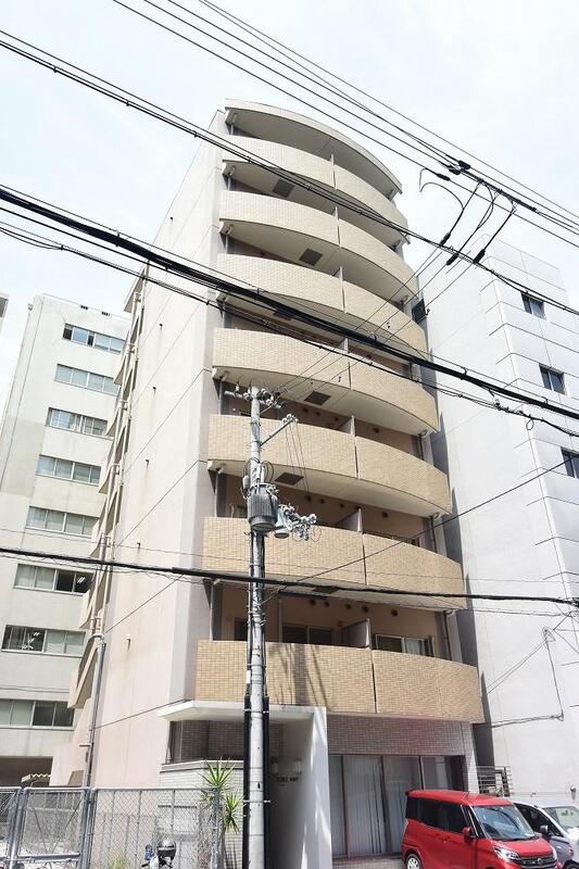 エスタブレ南森町の外観