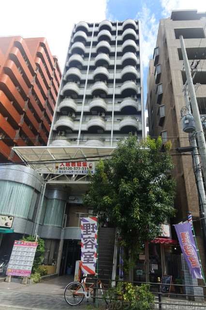 新大阪山よしハイツの外観