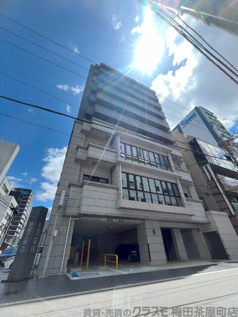 アヴェニール北浜の外観