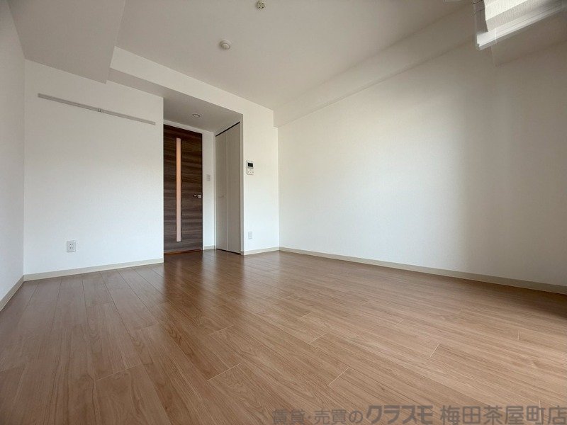 オルフェア北梅田　　本日は閑静な住宅街にある築浅・単身者用マンション☆広さ・間取りにこだわった大人気1Kのご紹介です(*´з`)