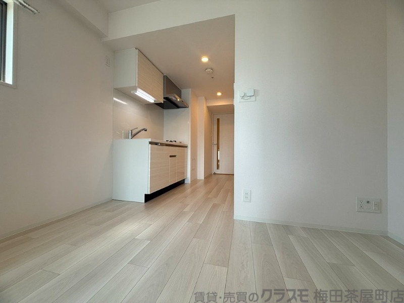 エスリードレジデンス大阪福島フロント　　本日は福島区の築浅マンション！日当たり良好◎ペットと一緒に暮らせる1DKのご紹介です！