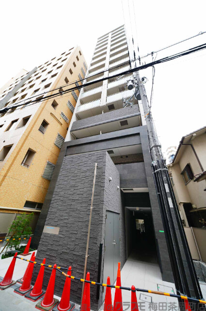 エスリード新大阪ザ・マークの外観