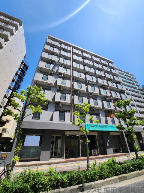 シャンボール第３新大阪の外観